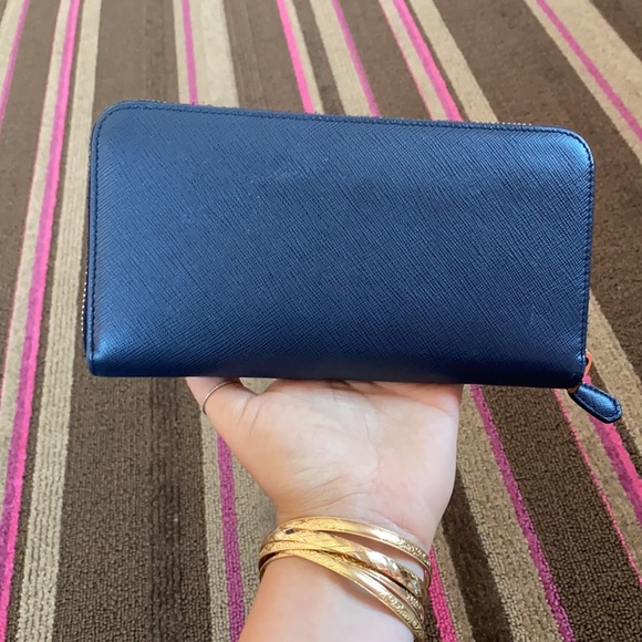 Prada wallet - Picture 5 of 7